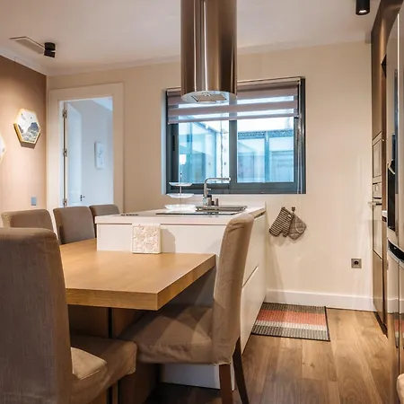 Elegant Duplex 3 Master Bedrooms And Private Appartement